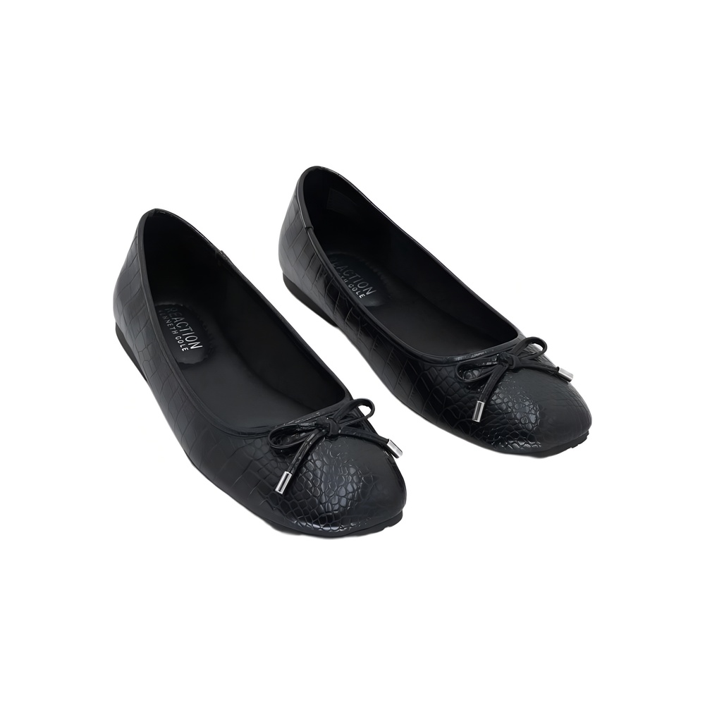 Kenneth Cole Reaction Black Croco Ballet Flats Size 7.5